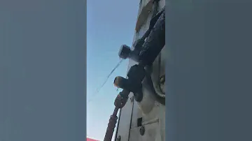 утечка хладагента через манжету в клапане.кондёру лет 20,манжета рассыпалась,клапан не держит вообще